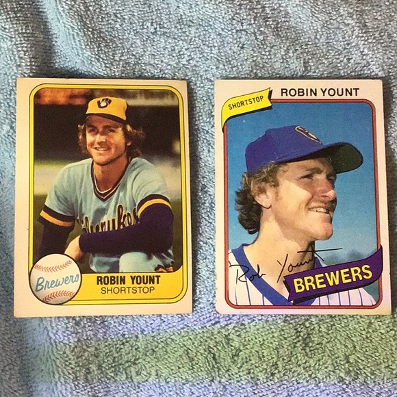 FLEER Topps Other - Milwaukee Brewers, Robin Yount baseball cards 1980-81, 2 cards